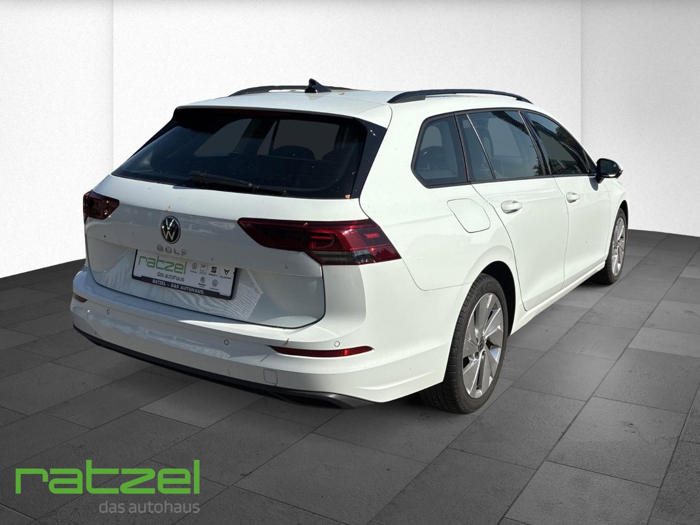 Volkswagen Golf Variant VIII Life 1.0 TSI