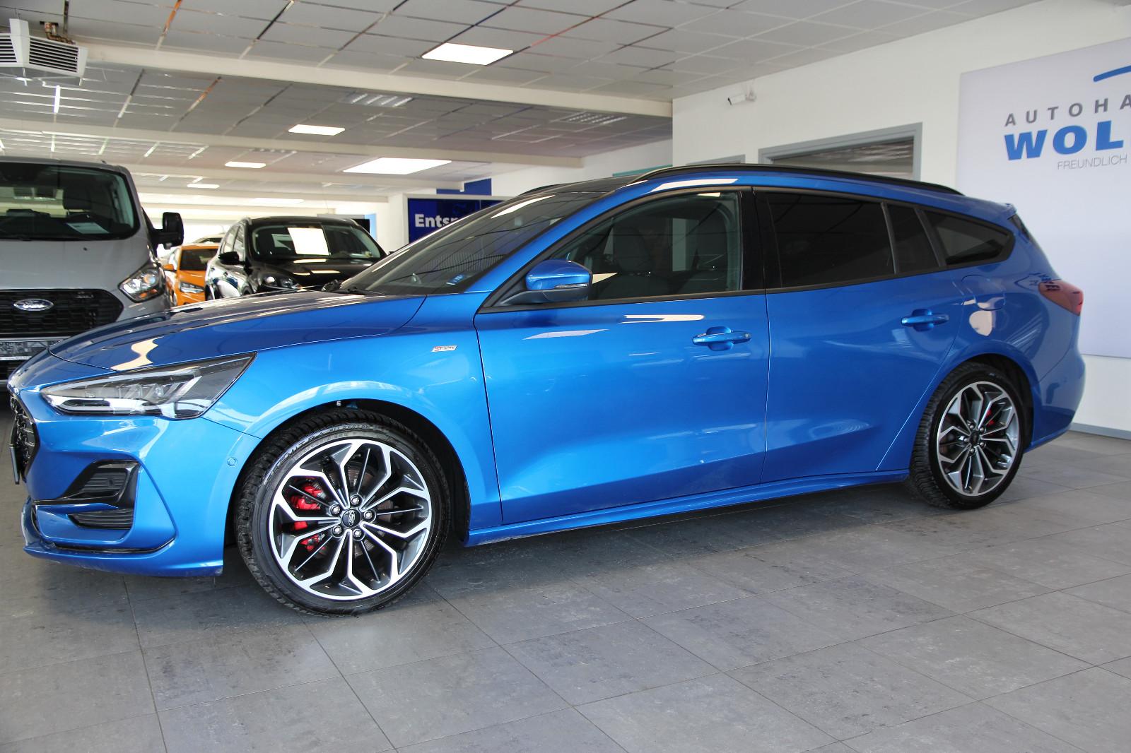 Ford Focus Turnier ST-Line X LED/18"/PANORAMA/GJR/AGR