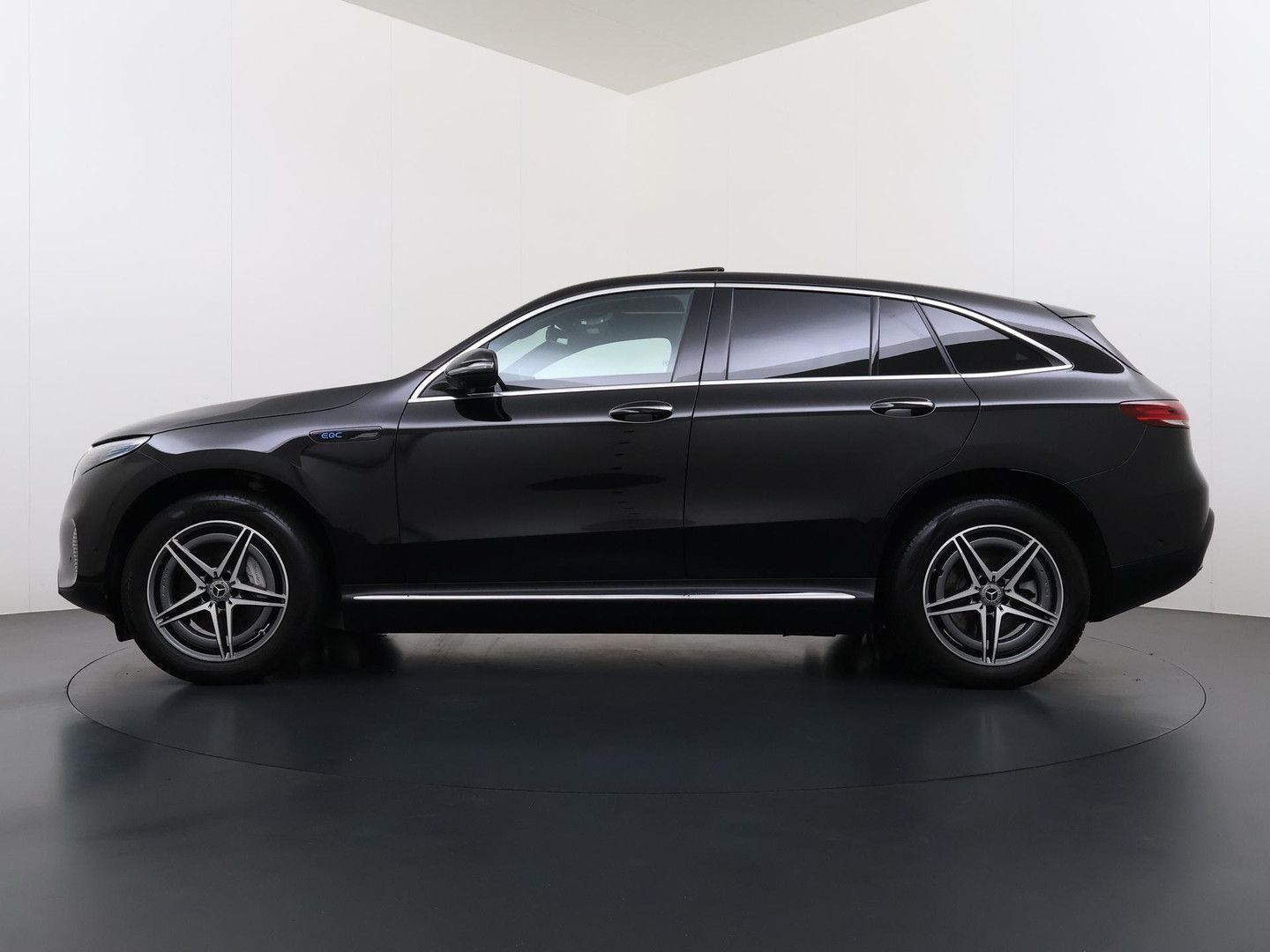 Mercedes-Benz EQC 400 4MATIC Business Solution Luxury 80 kWh A imagem 3