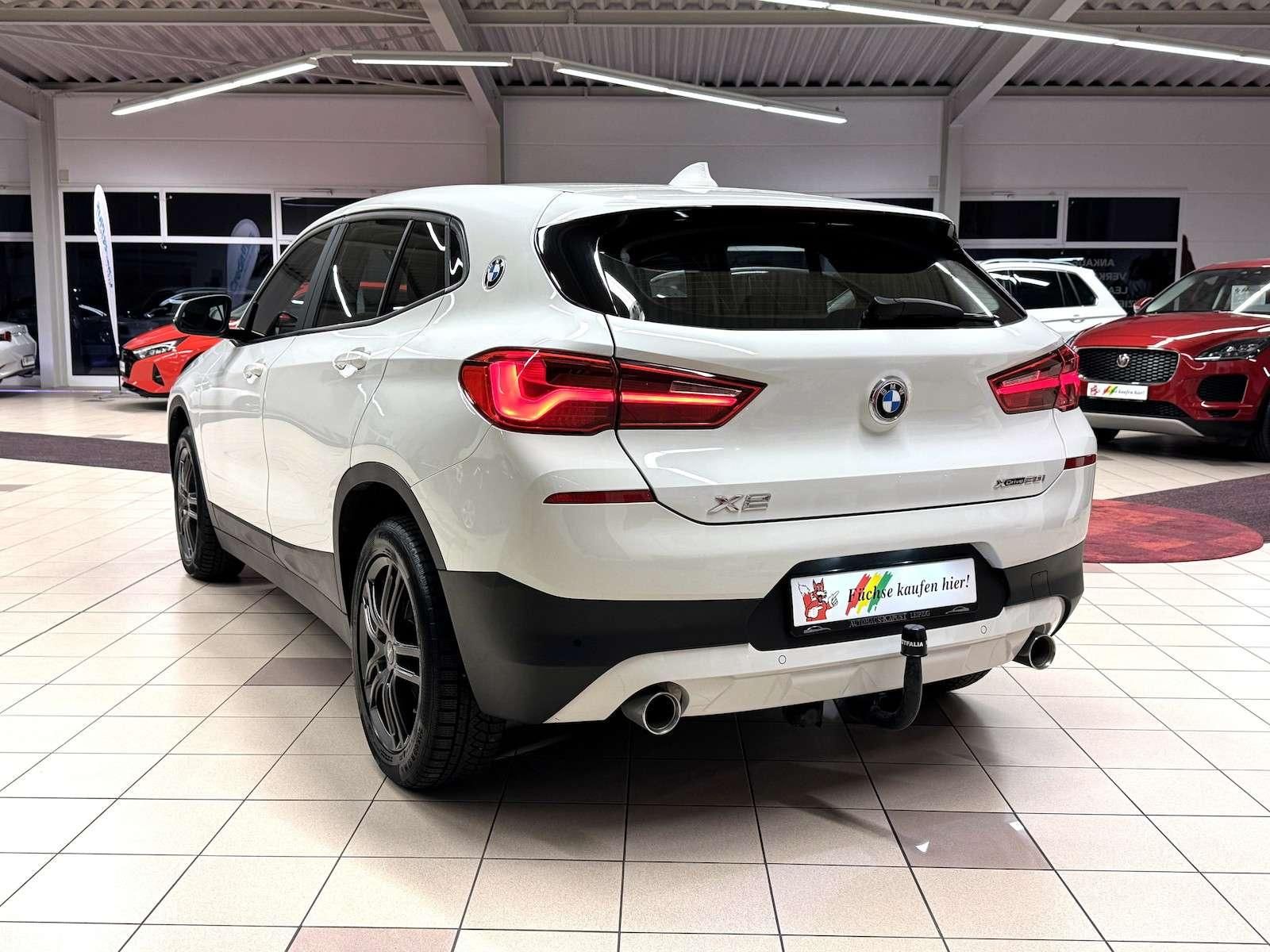Fahrzeugabbildung BMW X2 xDrive 20i /LED/Navi/Ahk/VZE/Park-Ass 141 ...