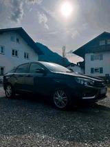 Lada Vesta 1.6 Benzin Automatik | Baujahr ... - gebrauchte Lada Limousine