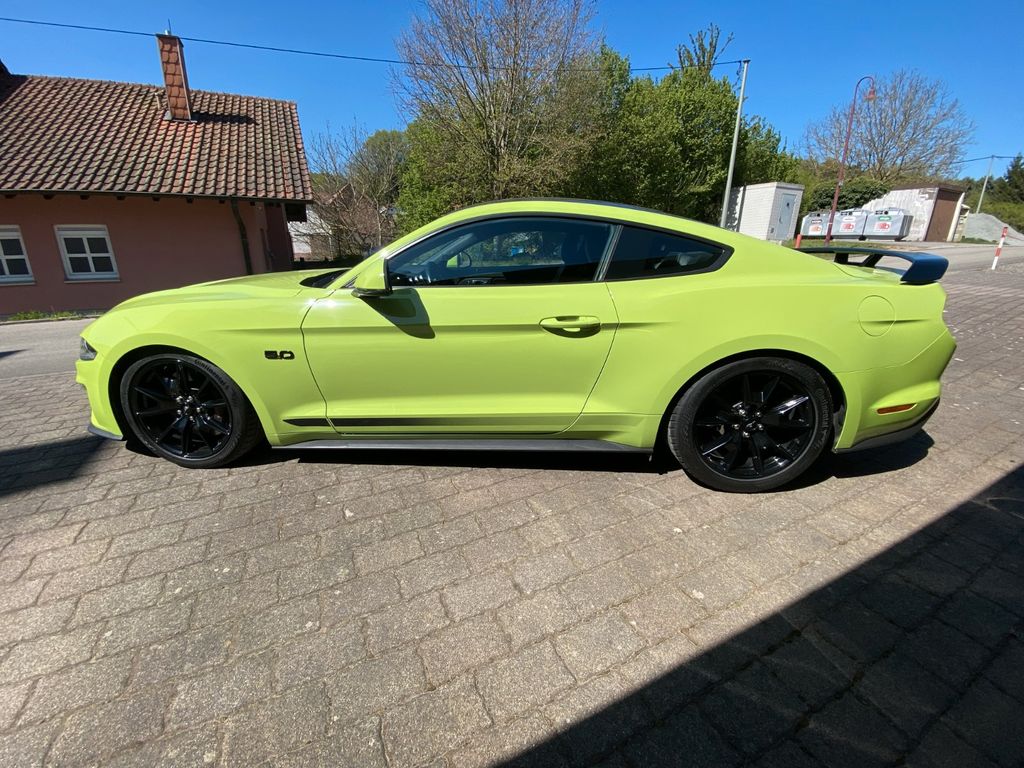 Image of Ford Mustang