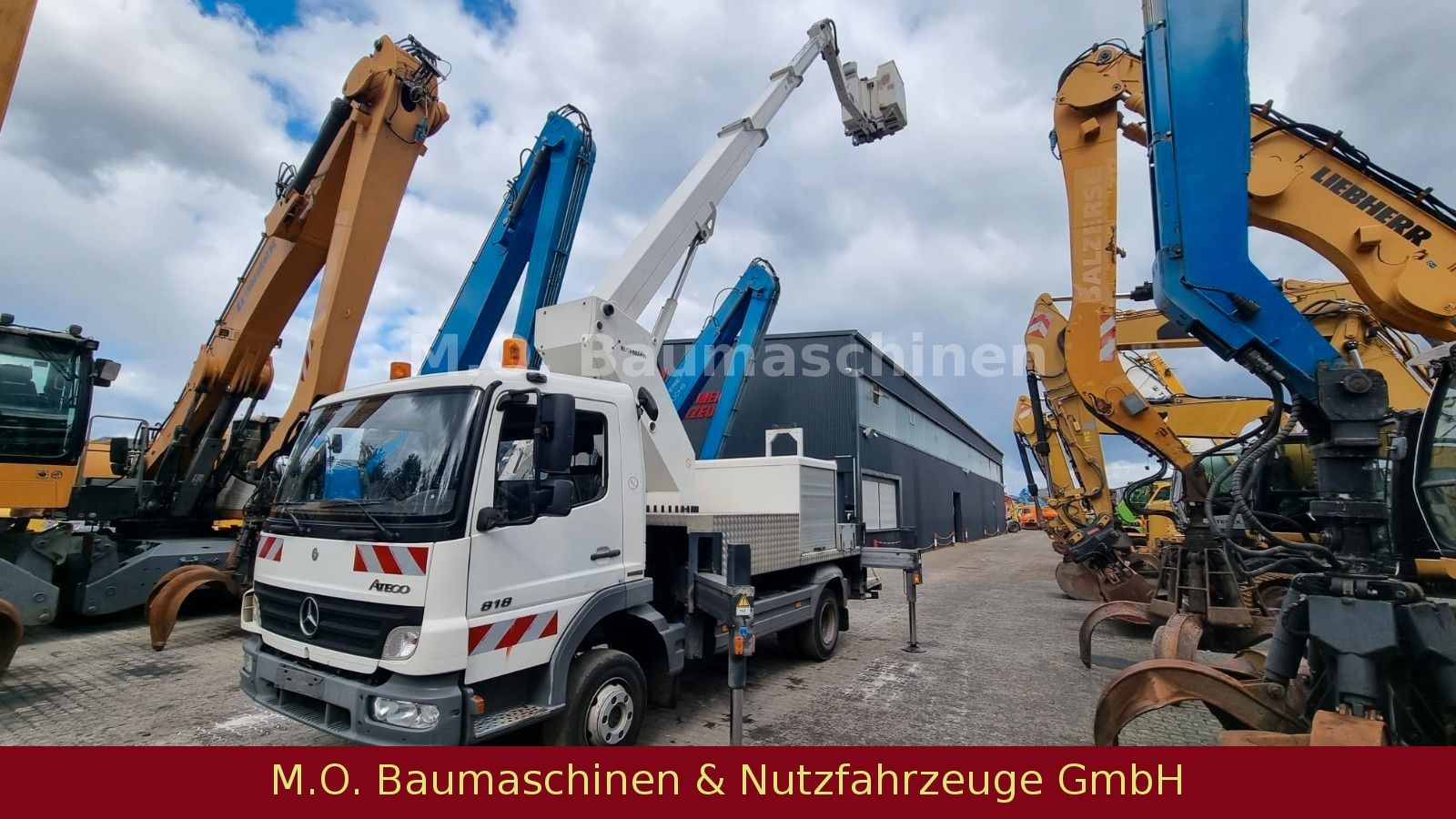 Fahrzeugabbildung Mercedes-Benz Atego 818 / Ruthmann T220 / Arbeitsbühne 22 m