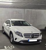 Mercedes-Benz GLA 220 d 4MATIC DCT Urban Urban - Mercedes-Benz GLA 220 aus 2015