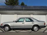 Mercedes-Benz E 230 - Mercedes E 230 mit Schiebedach