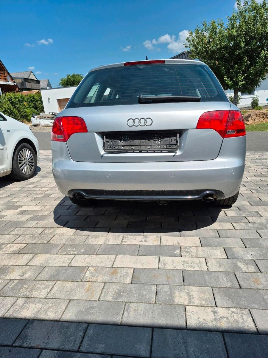 Audi Quattro 2007 — rear view