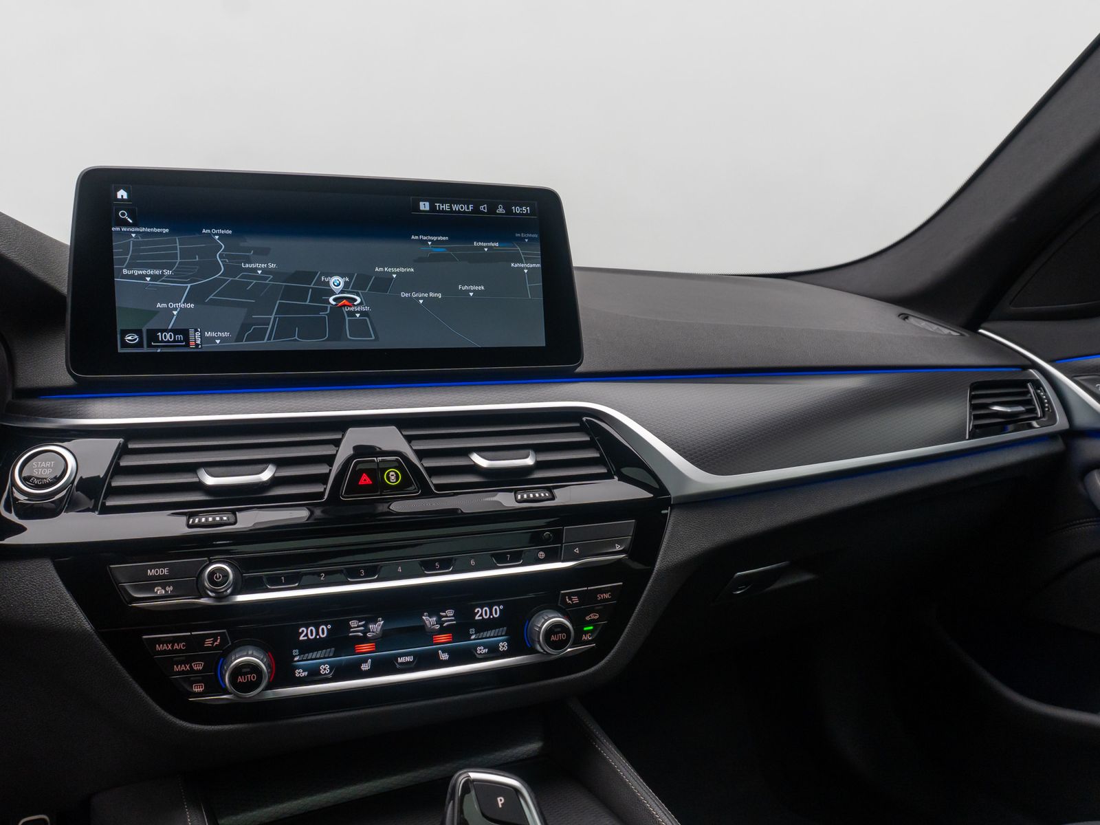 Fahrzeugabbildung BMW 530d M Sport DAB Laser AHK 4xKlima HUD Panorama