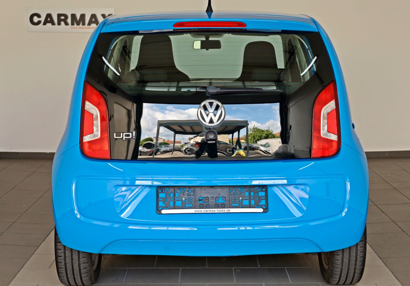 Fahrzeugabbildung Volkswagen up! high up! Klima, 8-fach bereift