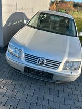 Volkswagen Automobil VW Bora 1,6 Automatik - gebrauchte VW Bora aus dem Jahr 2002