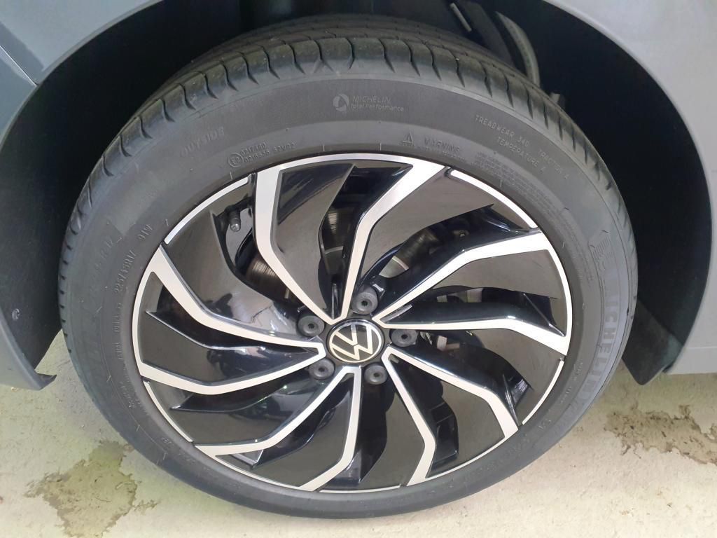 Volkswagen Golf Style 1.5 eTSI Tempo*PDC*RFK*SH*Klima*Nav