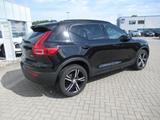 Volvo XC40 B4 Benzin Plus Dark Automatik - scheckheftgepflegte Volvo XC40