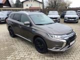 Mitsubishi Outlander 2.4 PHEV Top 4WD AHK Standklima Standh - Mitsubishi Vorführfahrzeuge