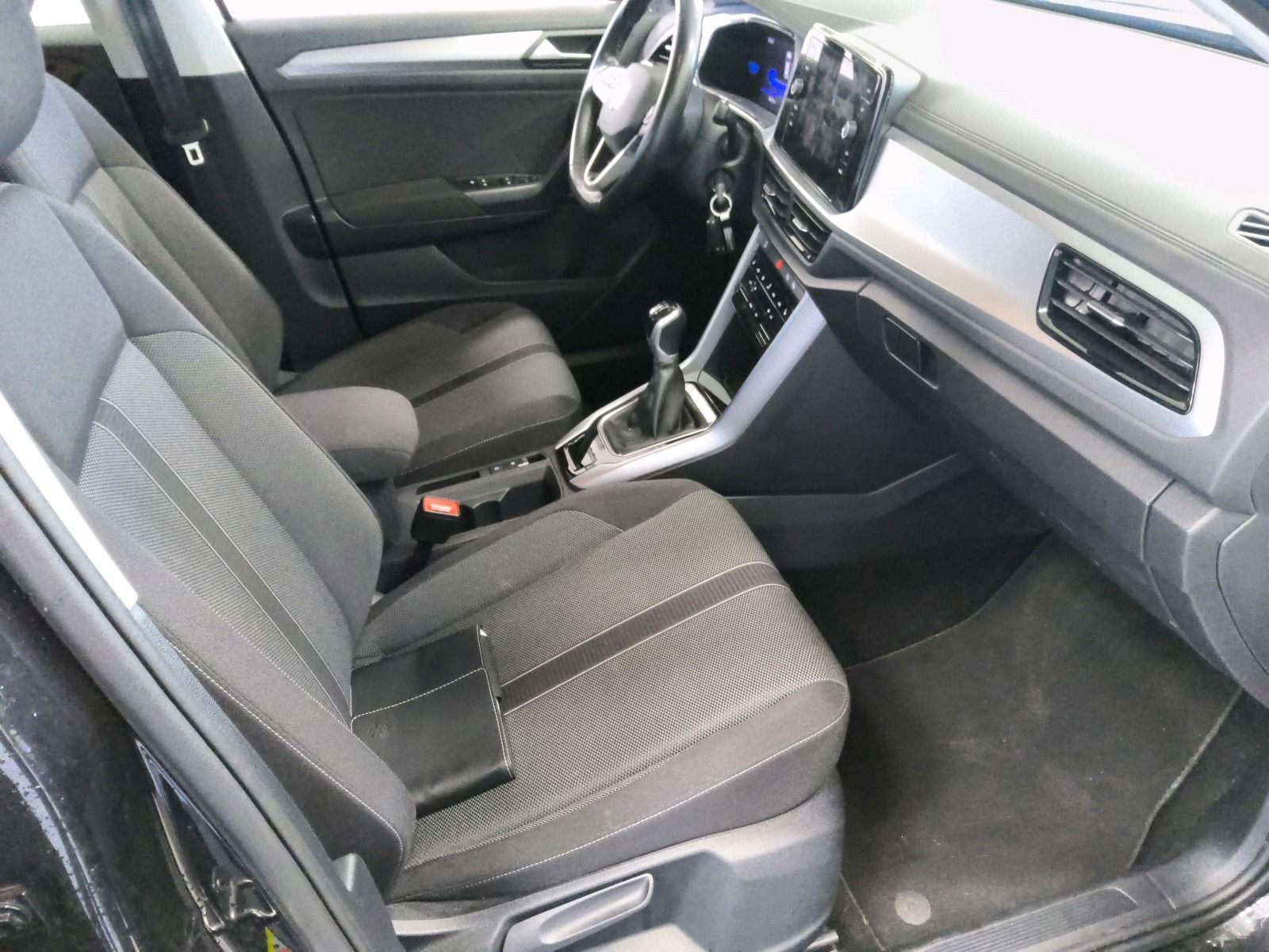 Volkswagen T-Roc - Bild 7