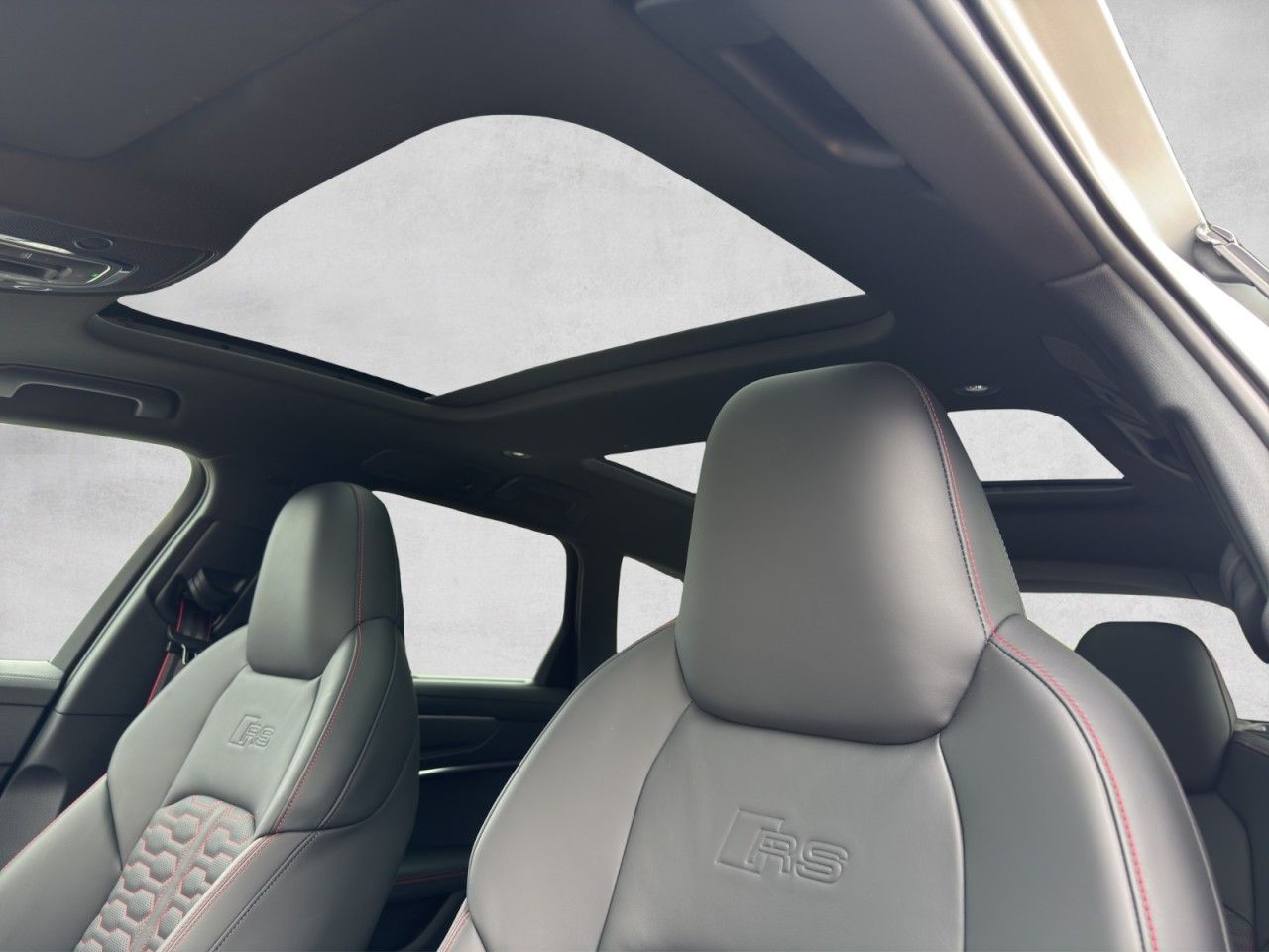 Fahrzeugabbildung Audi RS6 Avant performance - Bang & Olufsen Advanced