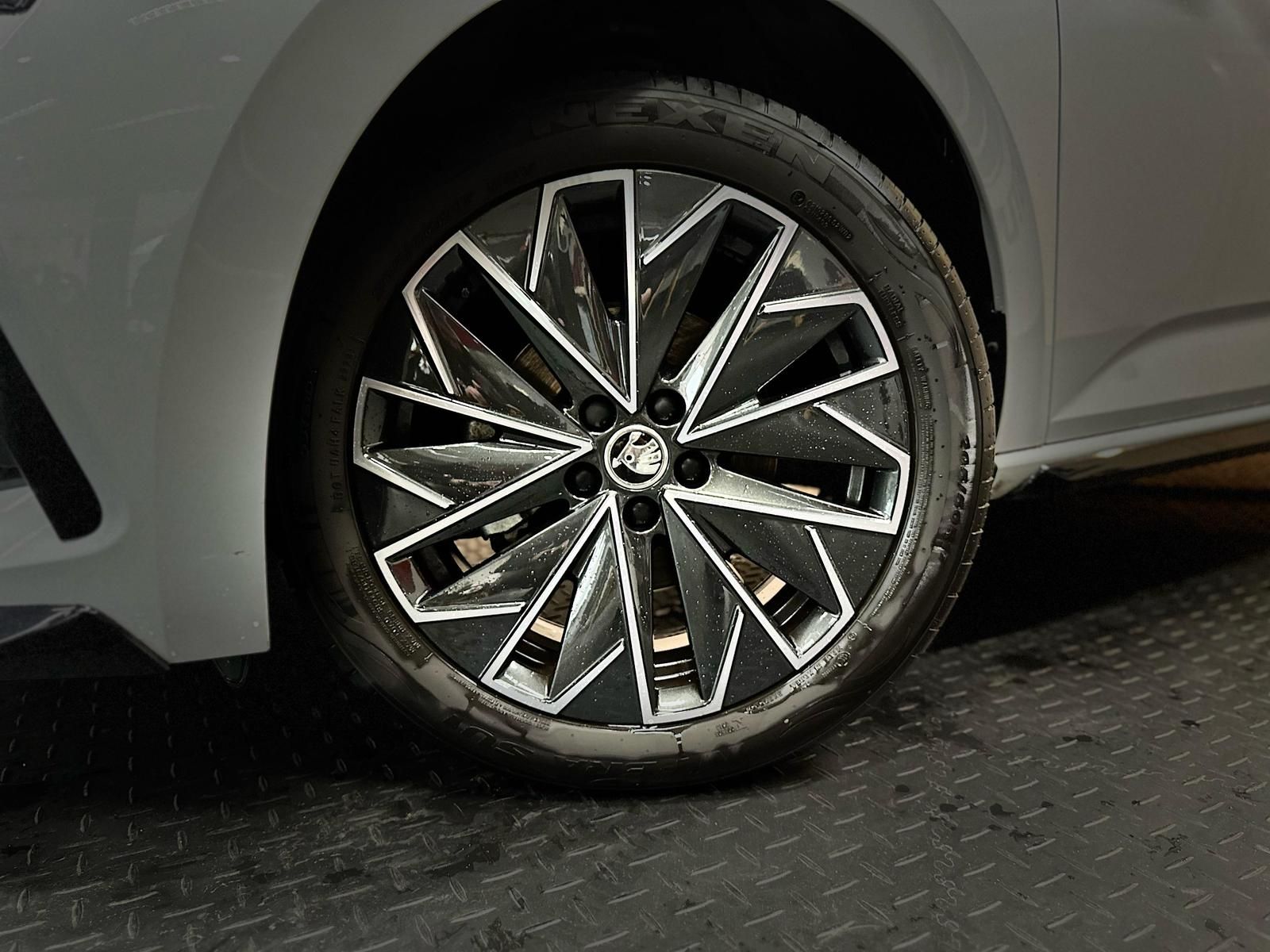 SKODA Scala 1.0TSI MONTE CARLO LED#CAM#TEMPO#SPUR#SHZ - Image 9