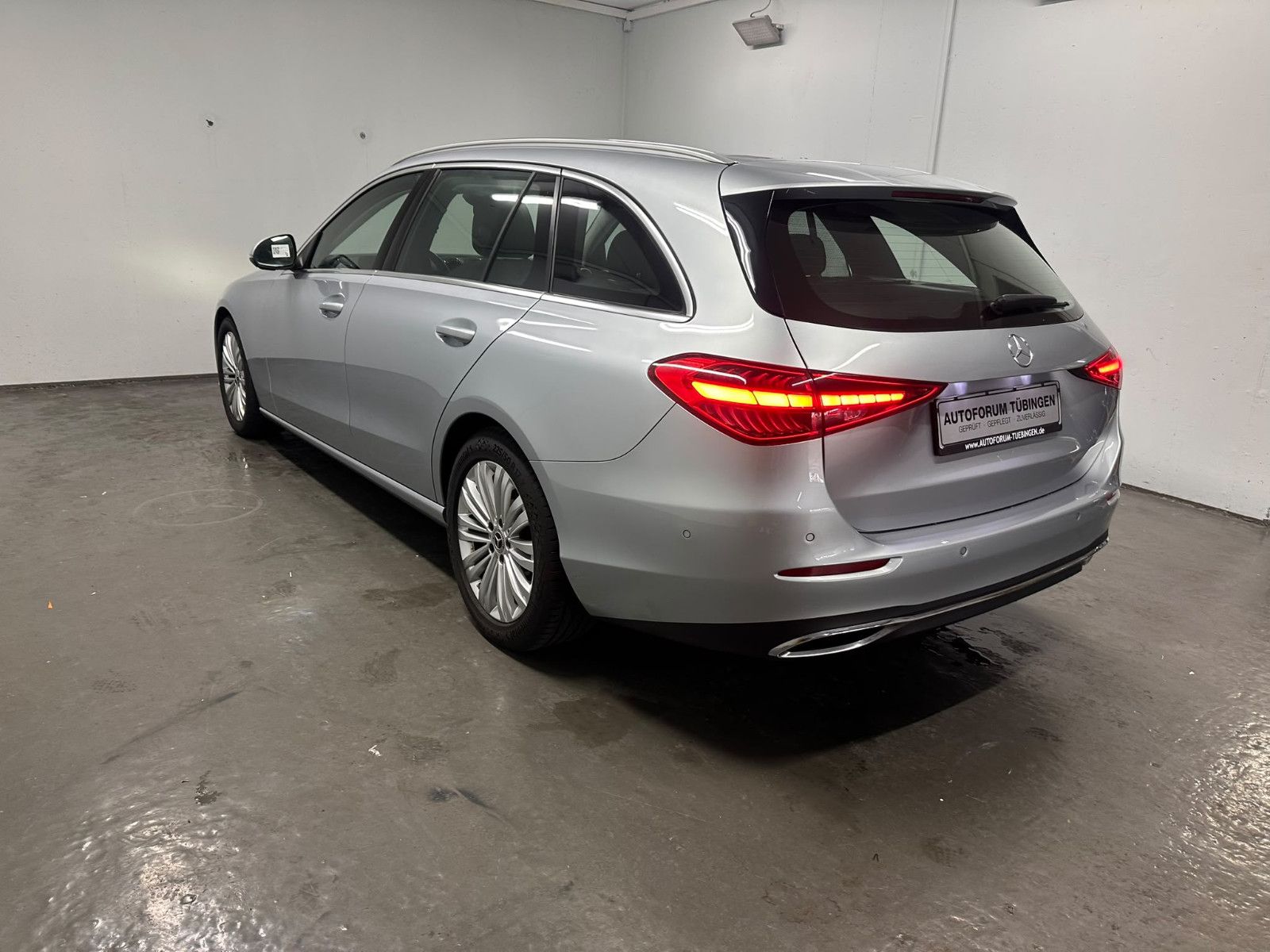 Fahrzeugabbildung Mercedes-Benz C 200 d T Autom. *KAMERA*AHK*DISTRO*LED*