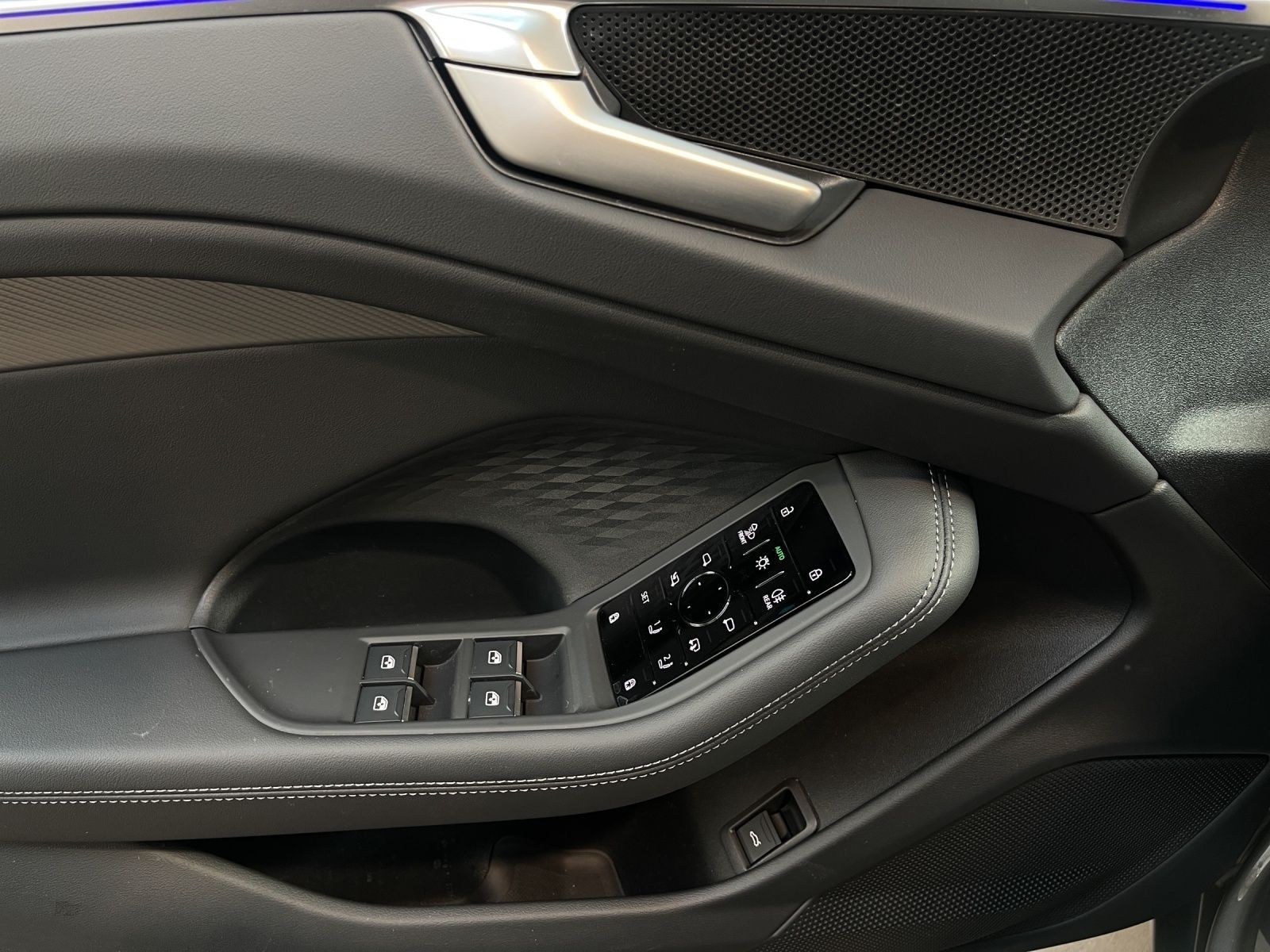 Audi A6 - Bild 8