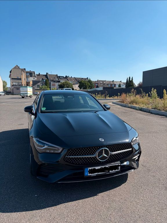 Image of Mercedes-Benz CLA 180