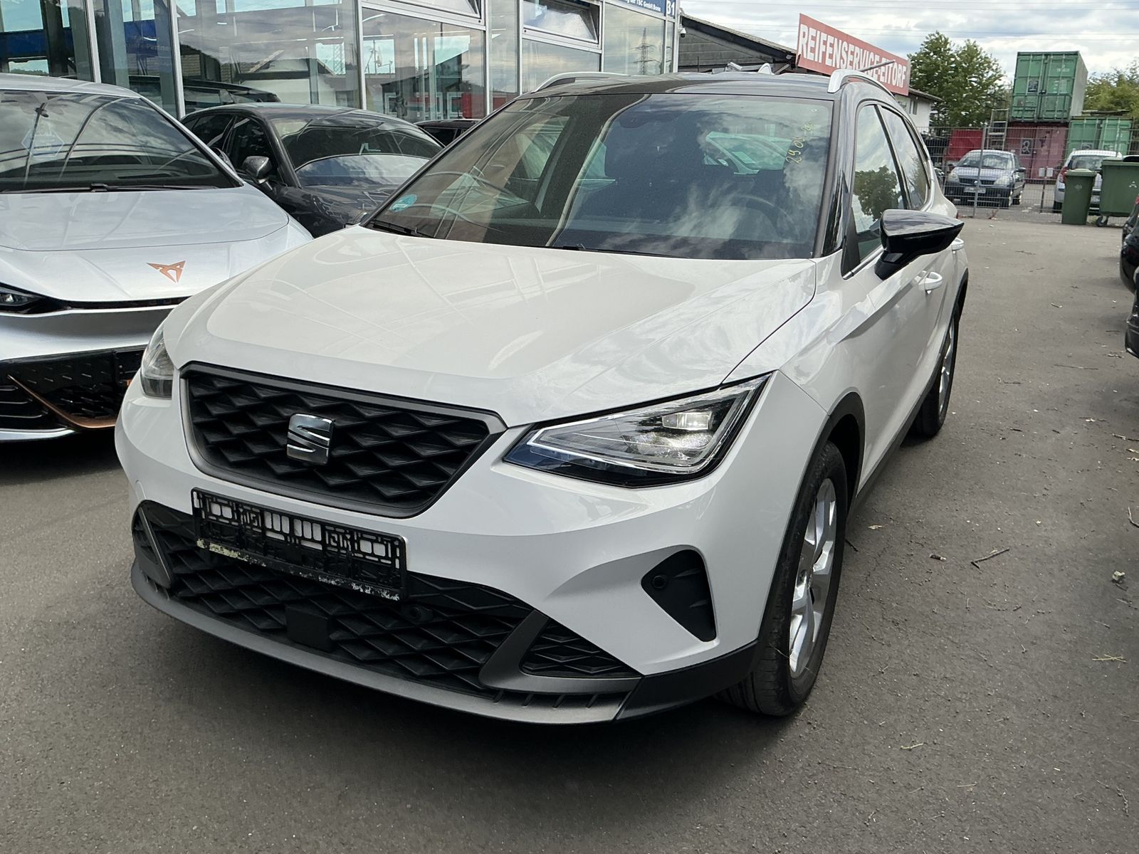 SEAT Arona FR R.Cam Navi Tempomat LED PDCv+h
