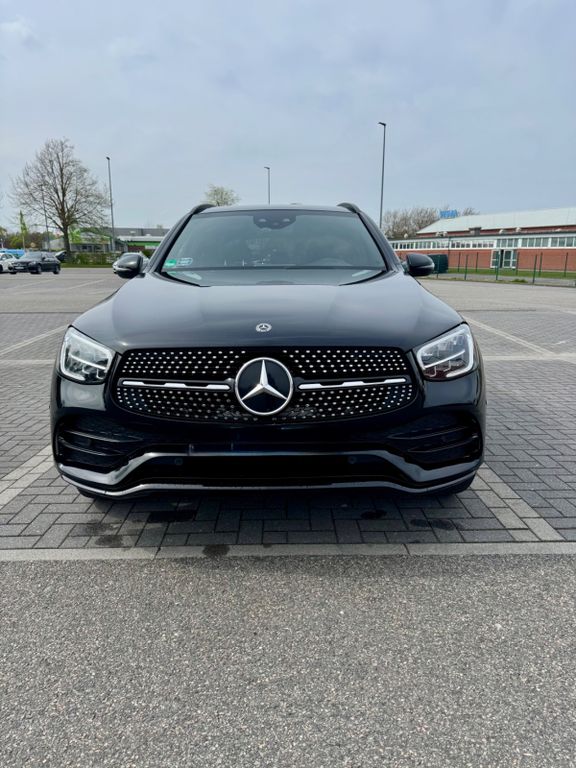 Image of Mercedes-Benz GLC 400