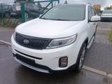 Kia Sorento Platinum Edition 4WD - gebrauchte Kia Sorento aus dem Jahr 2014