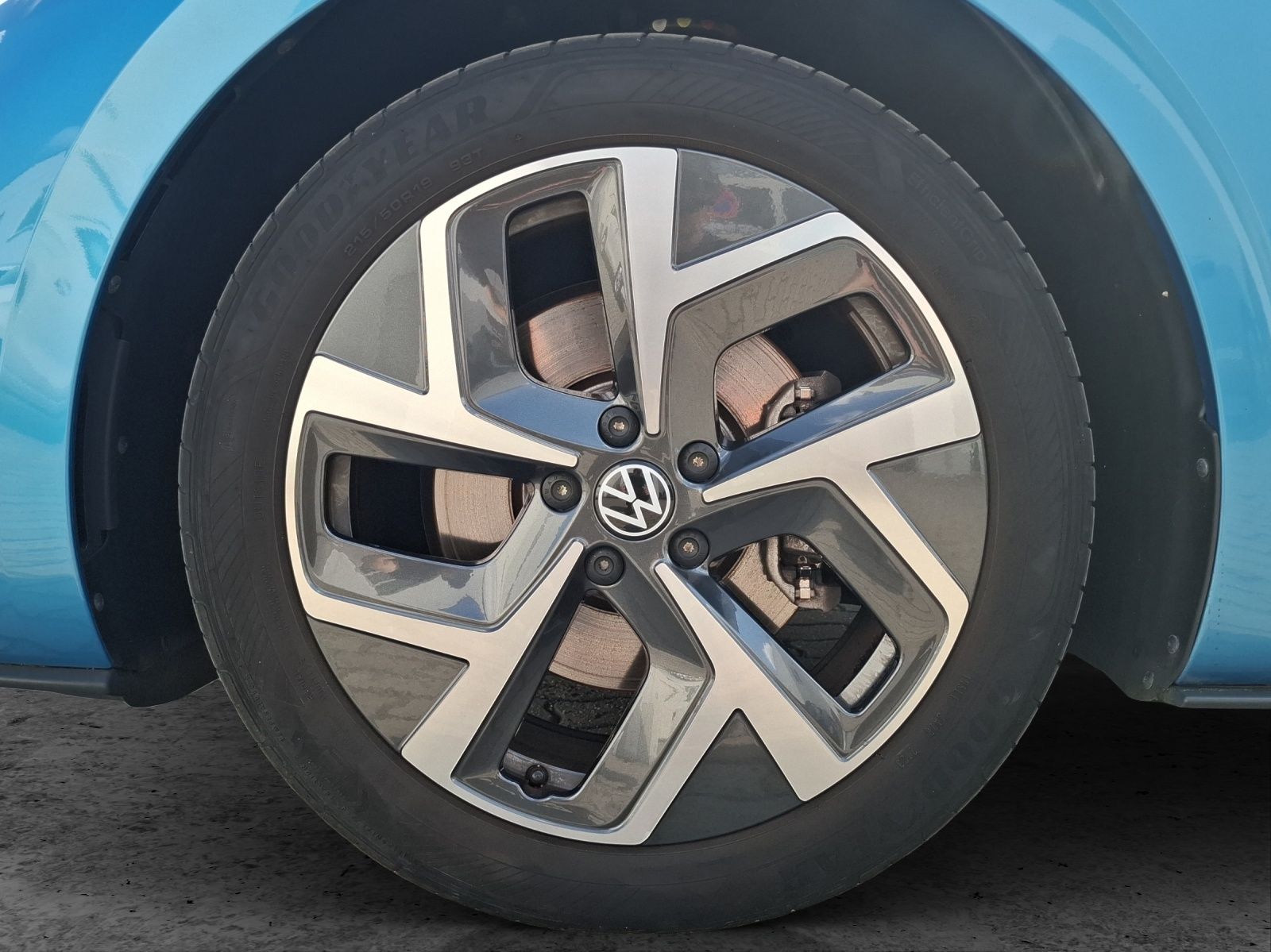 Fahrzeugabbildung Volkswagen ID.3 Pro Matrix Navi ACC Pano RFK DCC SHZ 19"