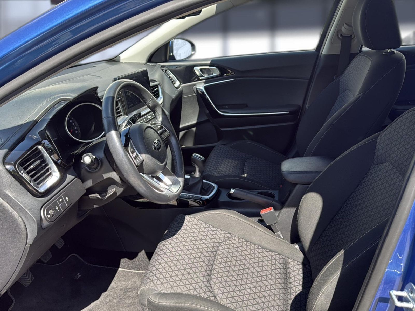 Fahrzeugabbildung Kia cee'd 1.4 TGDI Vision/ 1. Hand