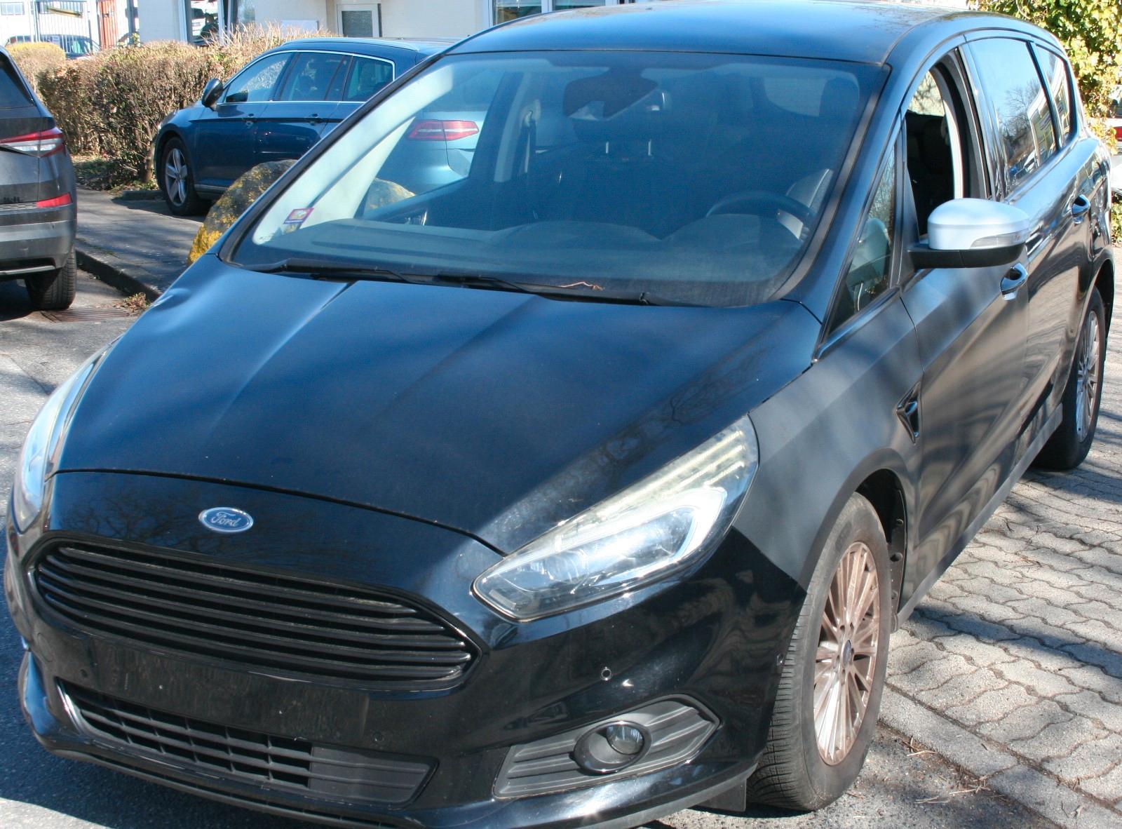 Ford S-Max S-MAX Titanium
