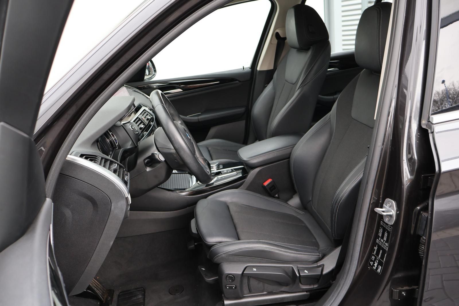 BMW X3 xDrive 20 i xLine HuD PDC LED Teilleder 1.Hd. foto 8