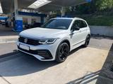 Volkswagen Tiguan 2.0 TDI R-LINE *PANO*AHK*STANDH.*IQ.Light