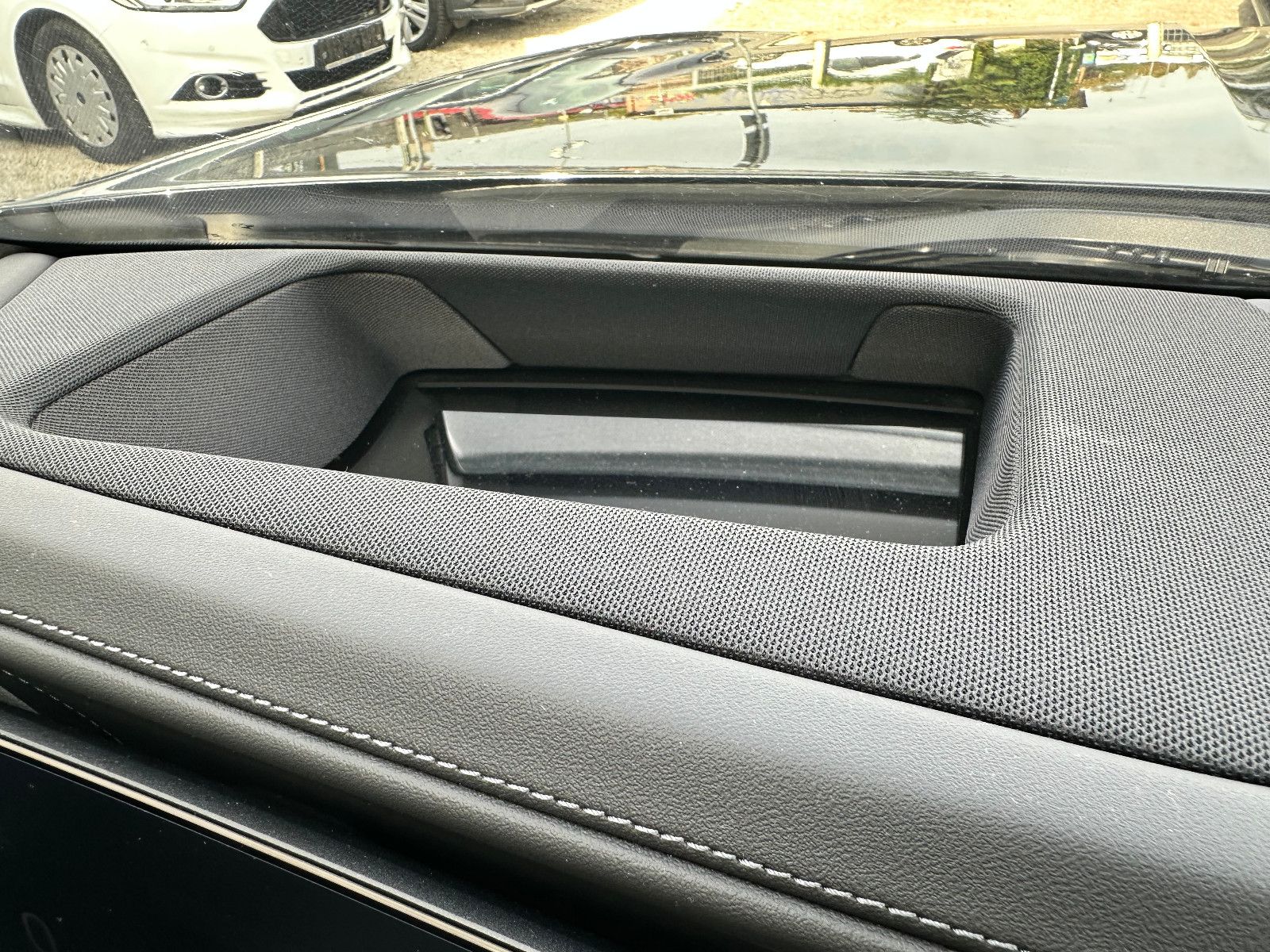 Fahrzeugabbildung BMW 740d LANG xDRIVE M SPORTPAKET*VOLL*