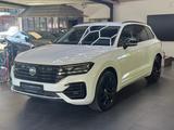 Volkswagen Touareg 4Motion/R-LINE/AHK/KAMERA/BLACK STYLE - Volkswagen Touareg in Bielefeld