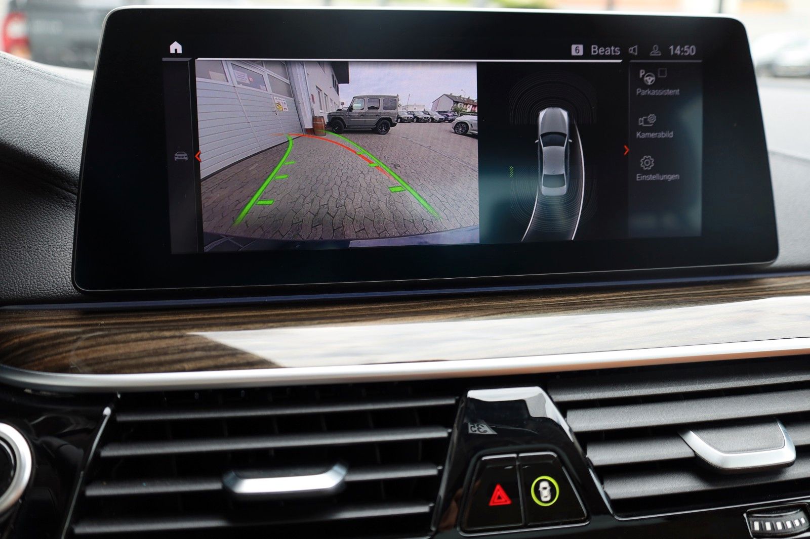 Fahrzeugabbildung BMW 520 d xDrive Lim. Luxury,Leder,Navi,Kamera,SD,SH