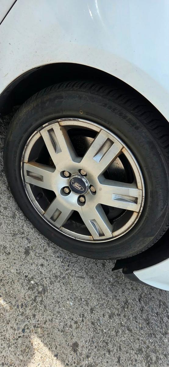 Ford Focus 2013 — photo 11