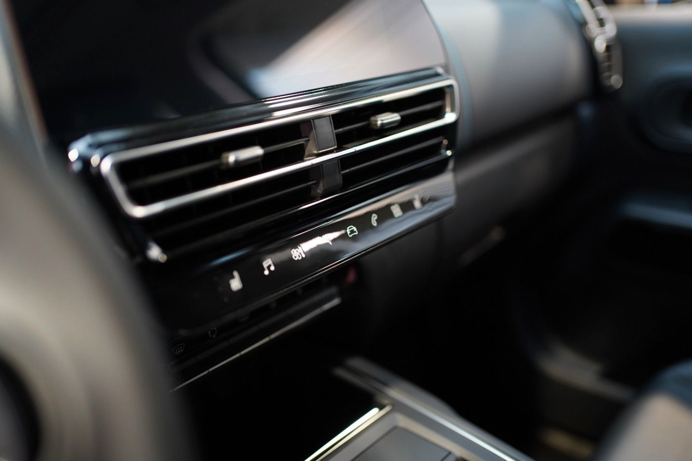 Fahrzeugabbildung Citroën C5 Aircross BlueHDi 130 EAT8 Max Panoramadach