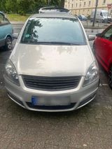 Opel Zafira 1,9 CDI 7 Sitzer - Opel Zafira mit Diesel-Antrieb: Kombi, 1.9