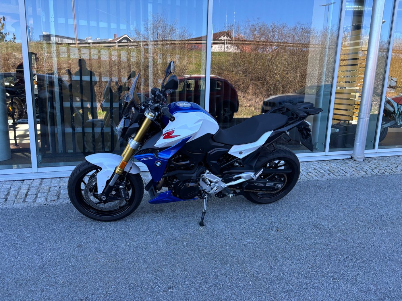Fahrzeugabbildung BMW F 900 R 3 Pakete Tieferlegung