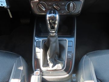 Fotografie 13 des Skoda Fabia Tour 1.0 DSG Navi LED ALU AHK