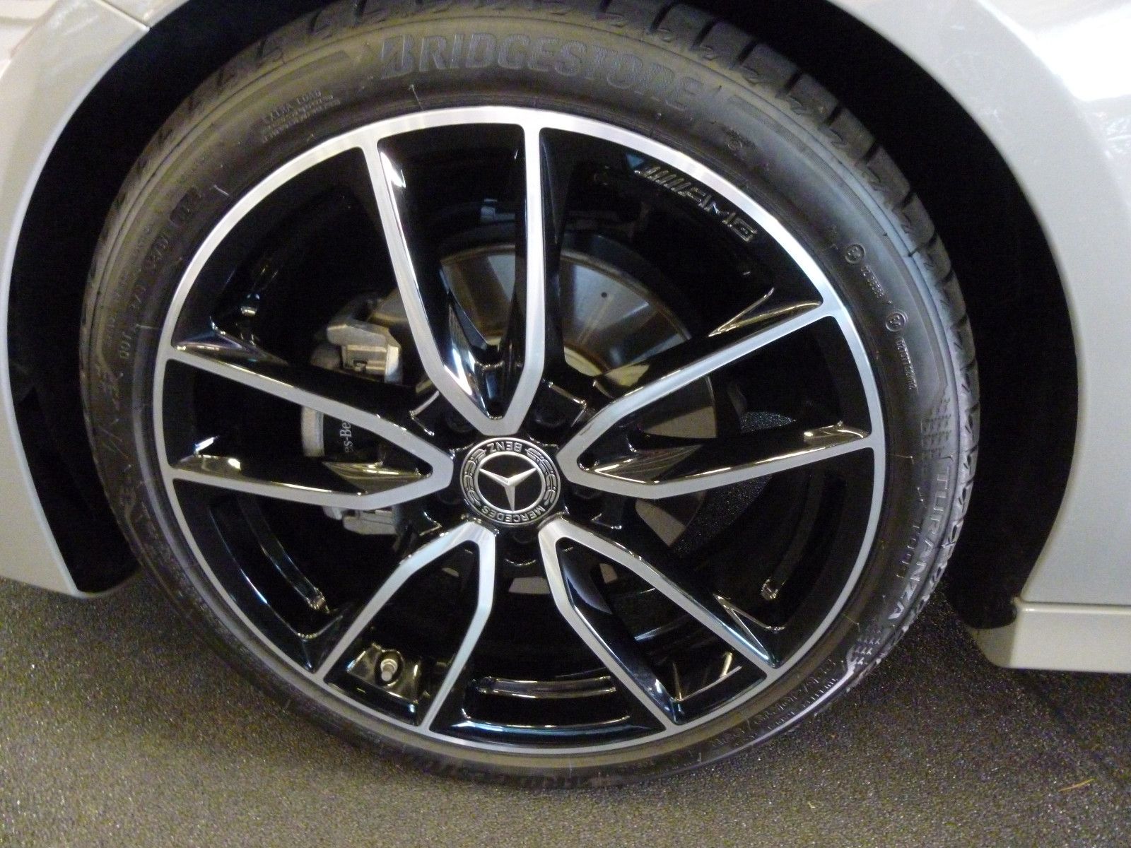 Mercedes-Benz CLA 180 AMG Sp. Edition Kamera Panod Totw Night foto 8