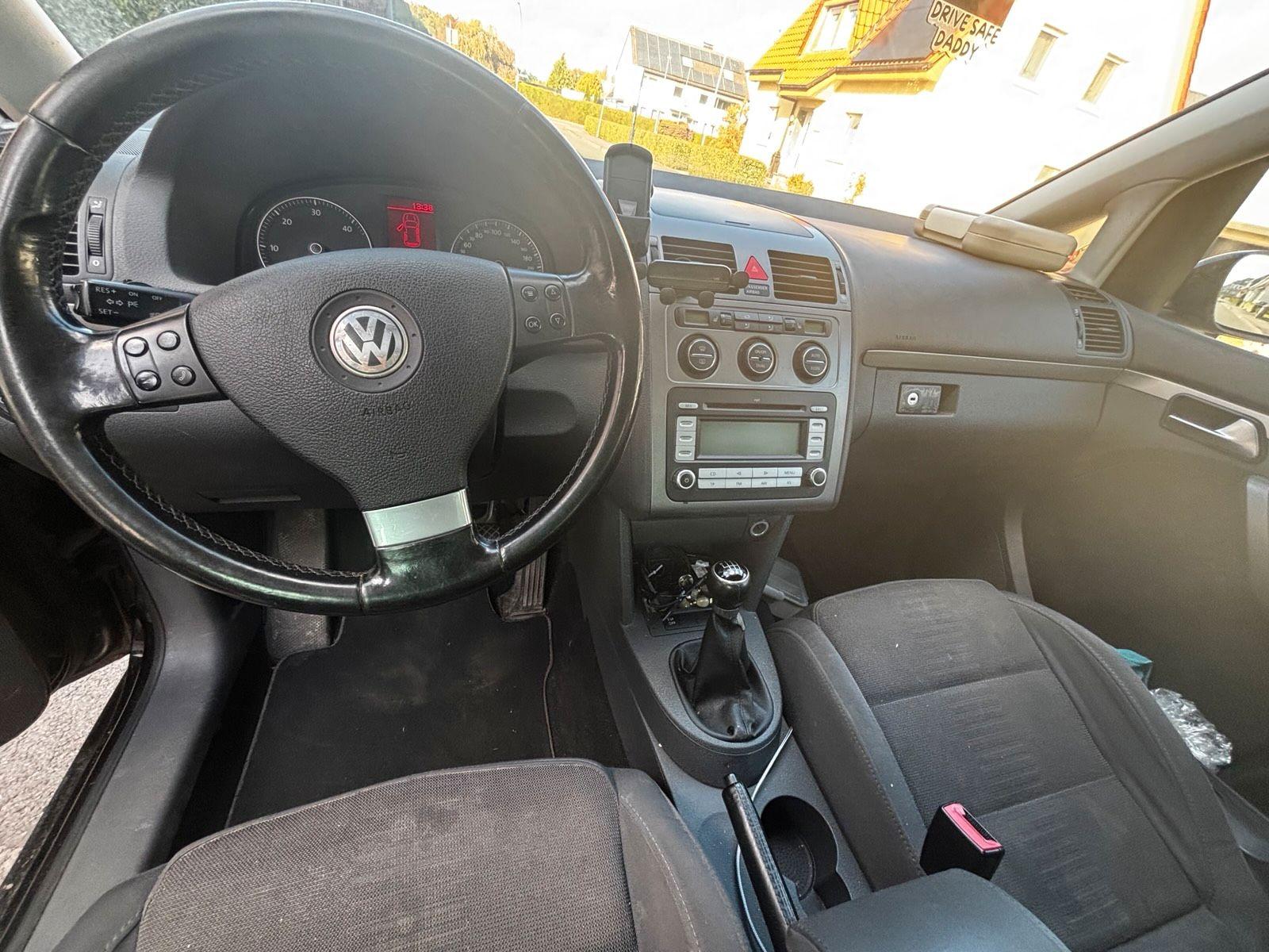 Volkswagen Touran 2006 — engine 170 HP (125kW)