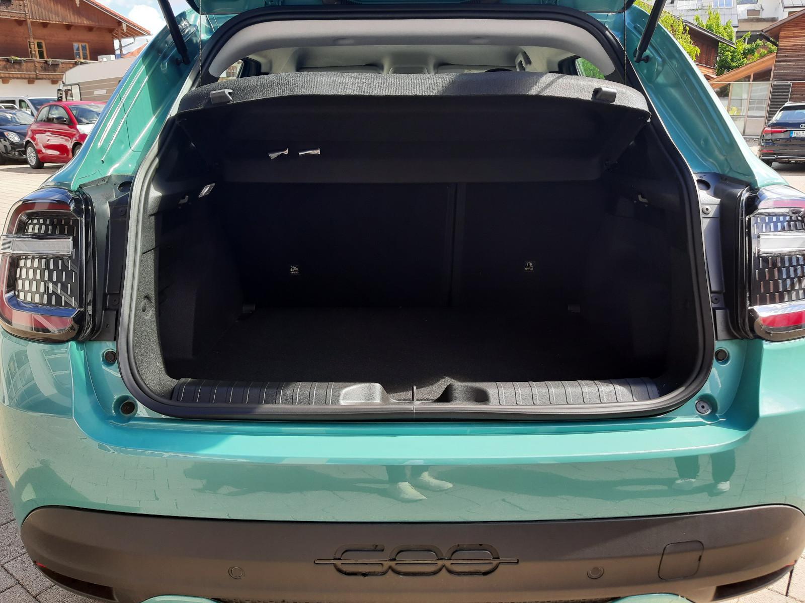 Fiat 600 e 115 kW Business Edition