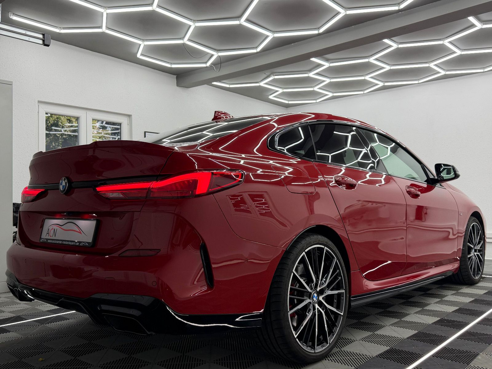 Fahrzeugabbildung BMW M235 i xDrive Edition ColorVision/H&K/HuD/DE FZG