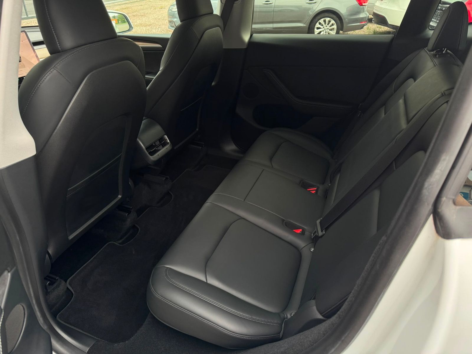 Tesla Model Y RWD Matrix LED Leder FSD SOH 95 foto 6