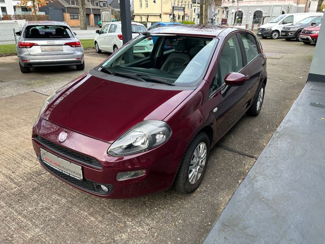 Fahrzeugabbildung Fiat Punto 1.4 Automatik+NaviZB+Klima+BT+LM-Allwetter