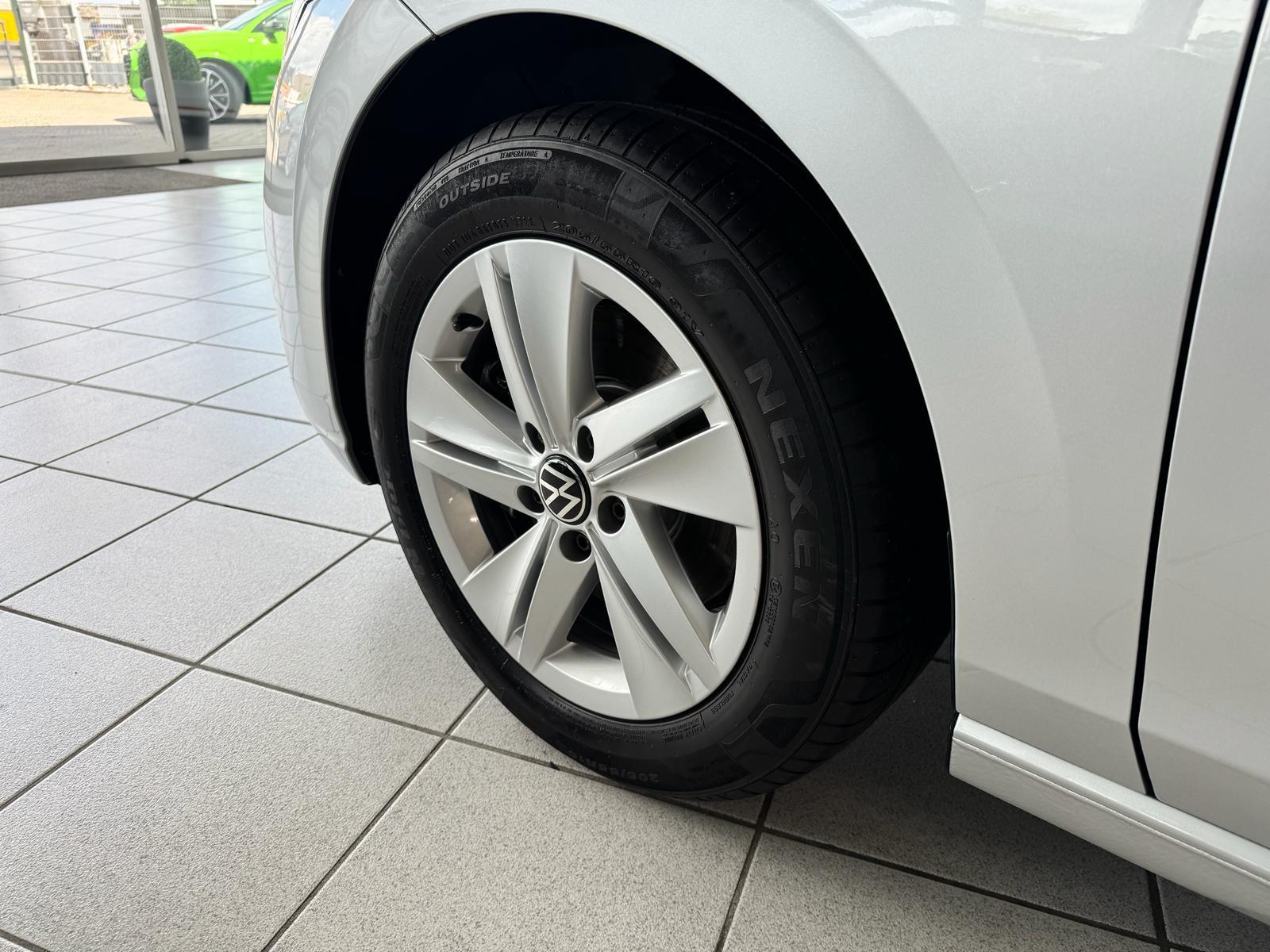 Volkswagen Golf VIII TDI Var. Life *Automatik*LED*Navi*1HD*, миниатюра 11