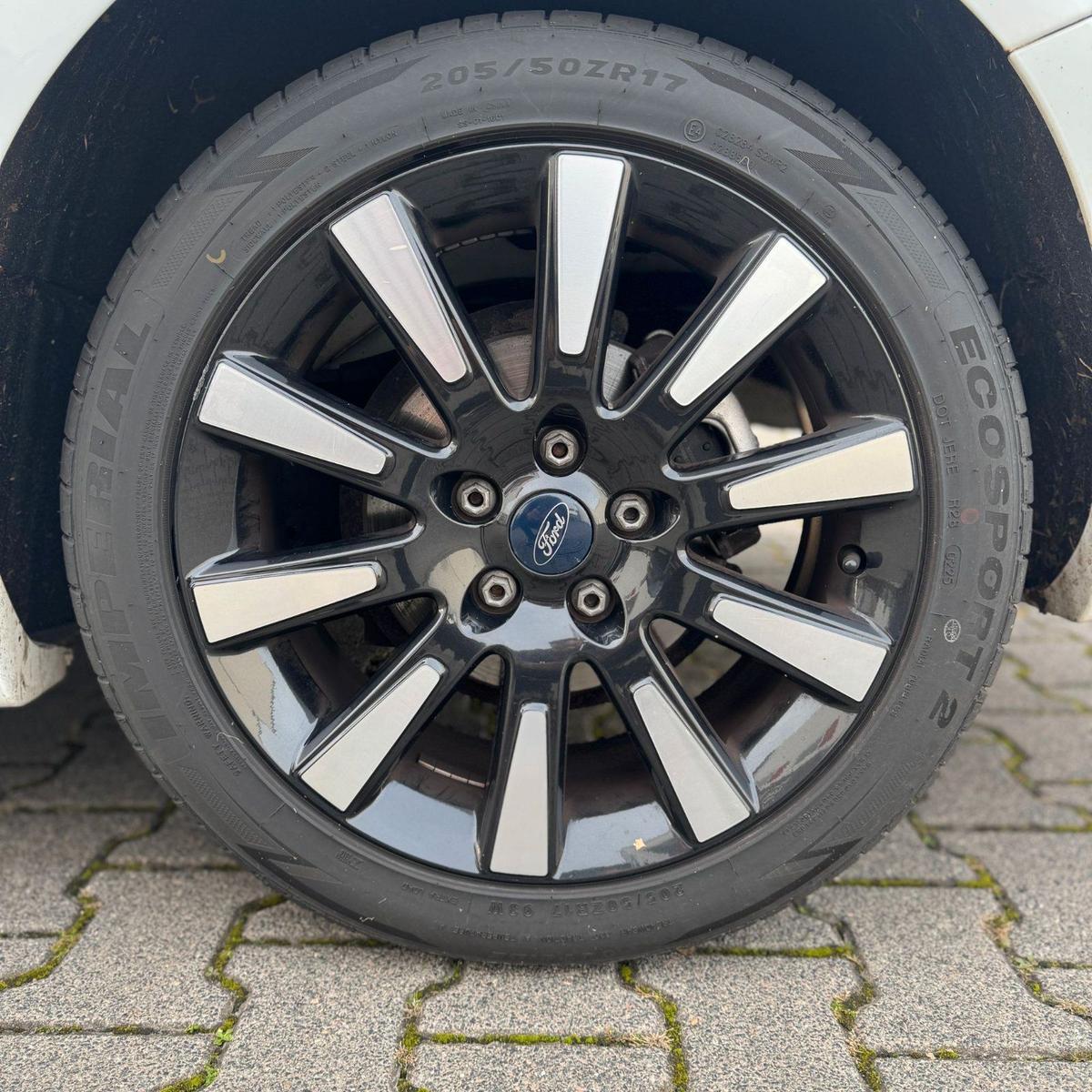 Ford Focus 2011 — photo 11