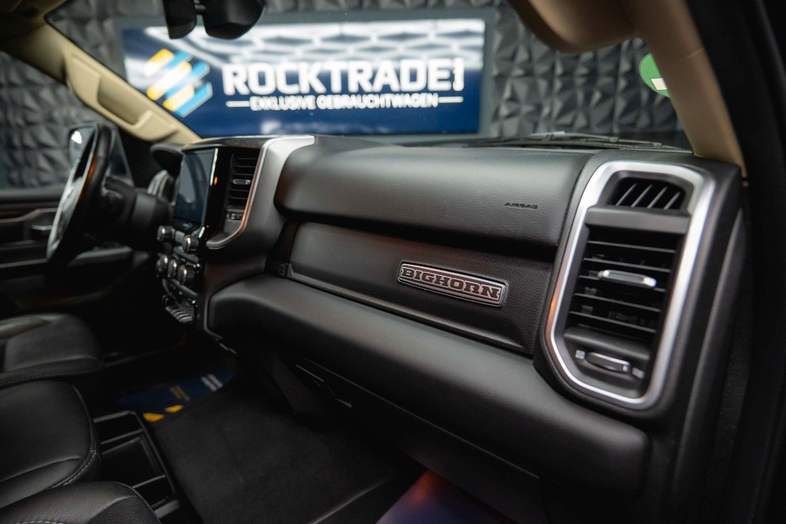 Fahrzeugabbildung Dodge RAM 5.7 V8 HEMI GEN 5 LONGBED MAXI *LED*6 Sitze*