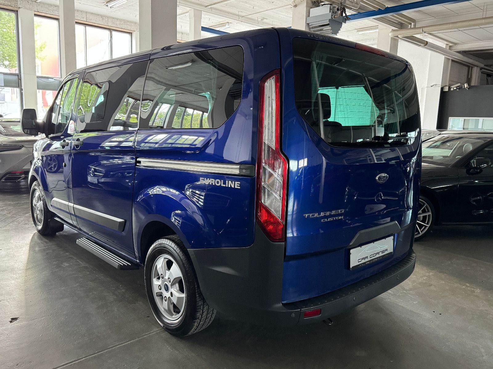 Fahrzeugabbildung Westfalia WESTFALIA BUSINESS EDITION EUROLINE FORD 7SITZER