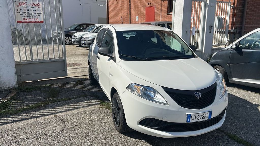 Image of Lancia Ypsilon