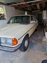 Mercedes-Benz Mercedes  - Benz W123 280 / H - Kennzeichen - gebrauchte Mercedes-Benz 280 aus dem Jahr 1976